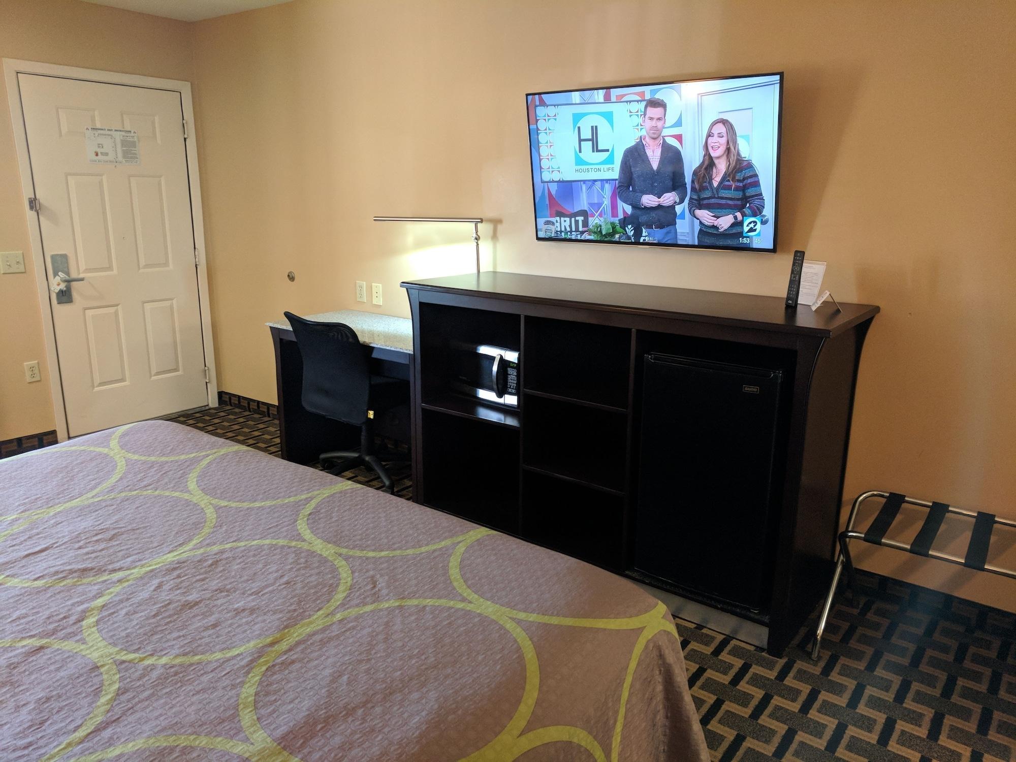 Super 8 By Wyndham Houston/Willowbrook Hwy 249 Екстер'єр фото