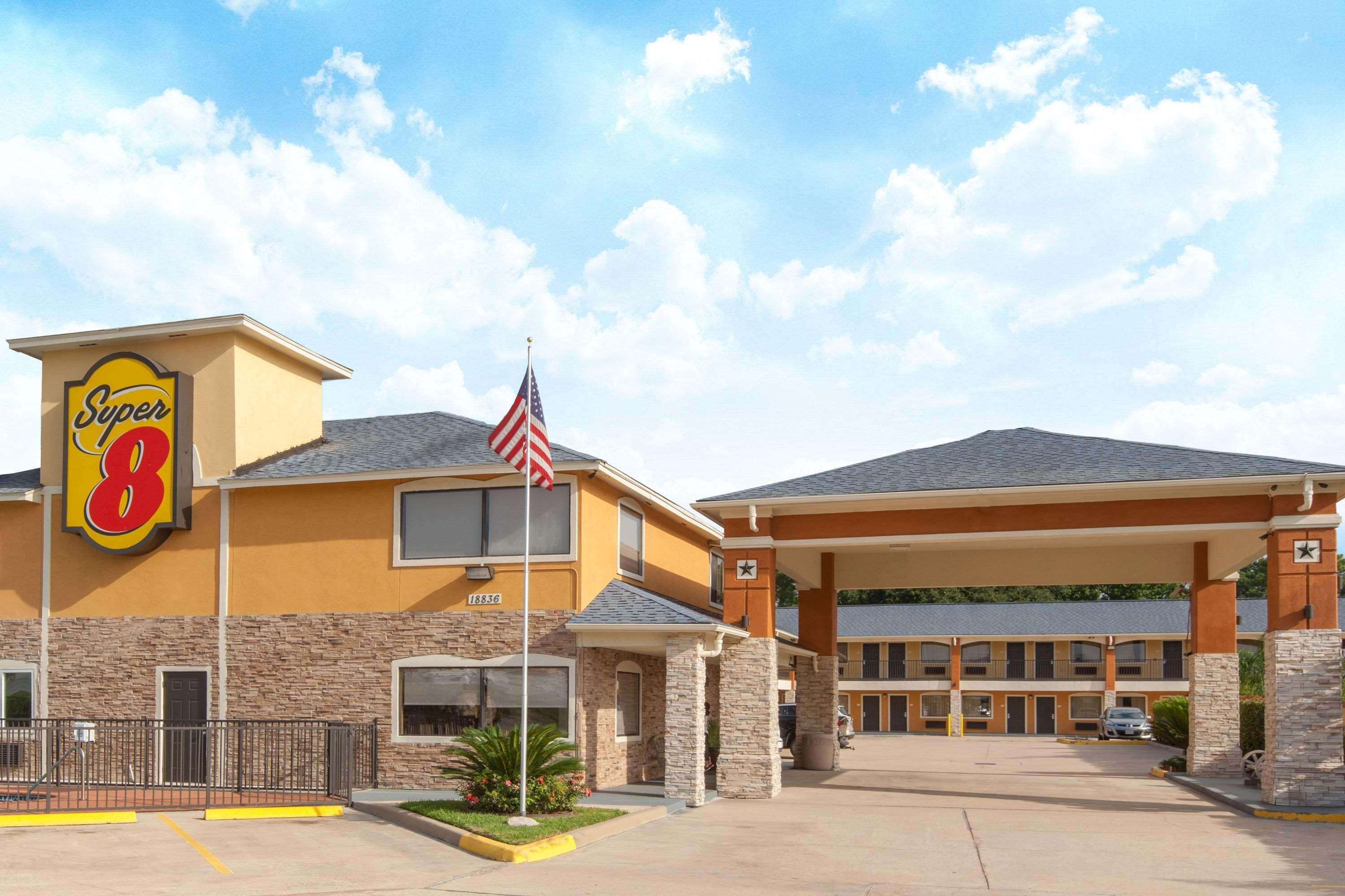Super 8 By Wyndham Houston/Willowbrook Hwy 249 Екстер'єр фото