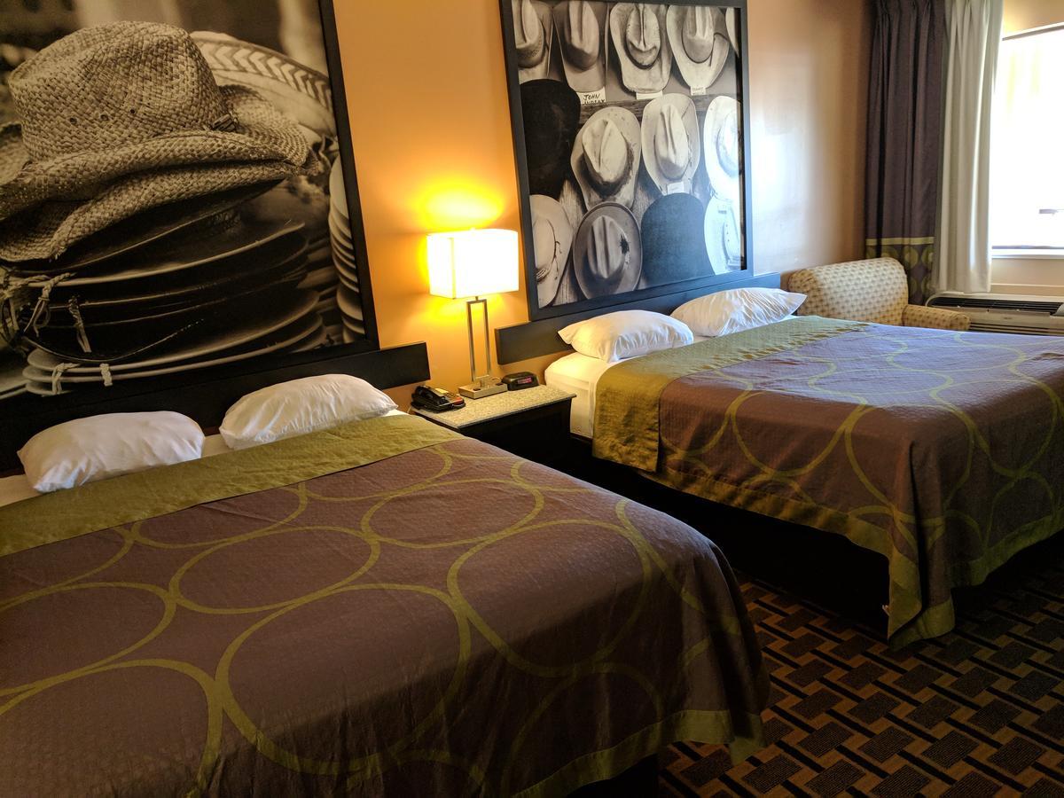 Super 8 By Wyndham Houston/Willowbrook Hwy 249 Екстер'єр фото